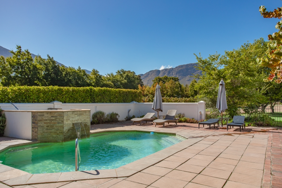 7 Bedroom Property for Sale in Franschhoek Western Cape